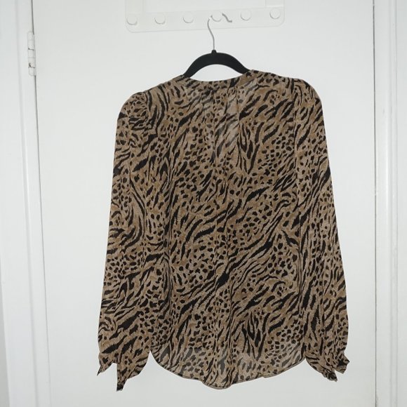Ever New Animal Print Long Sleeve Blouse - Picture 6 of 8